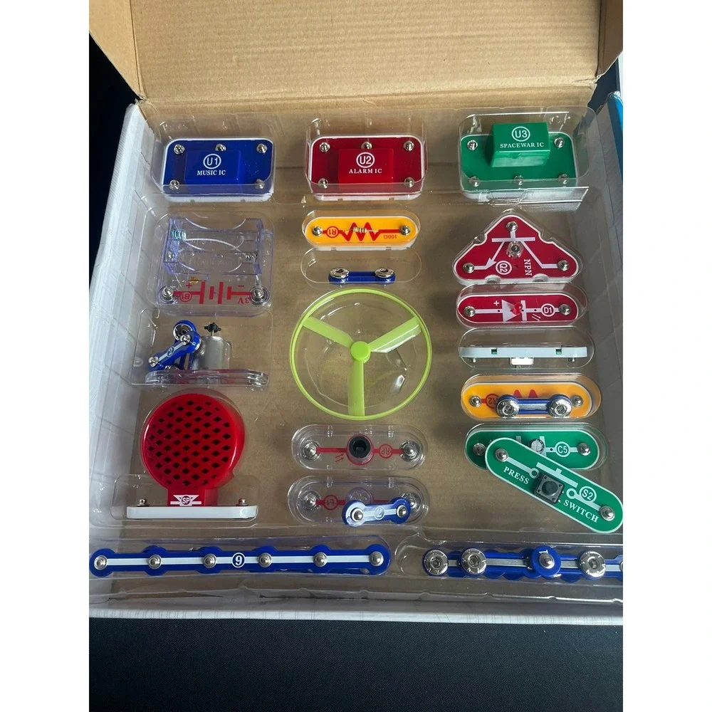 Elenco Snap Circuits Skill Builder SB-125 Electronics STEM Kit 125 Projects 31pc